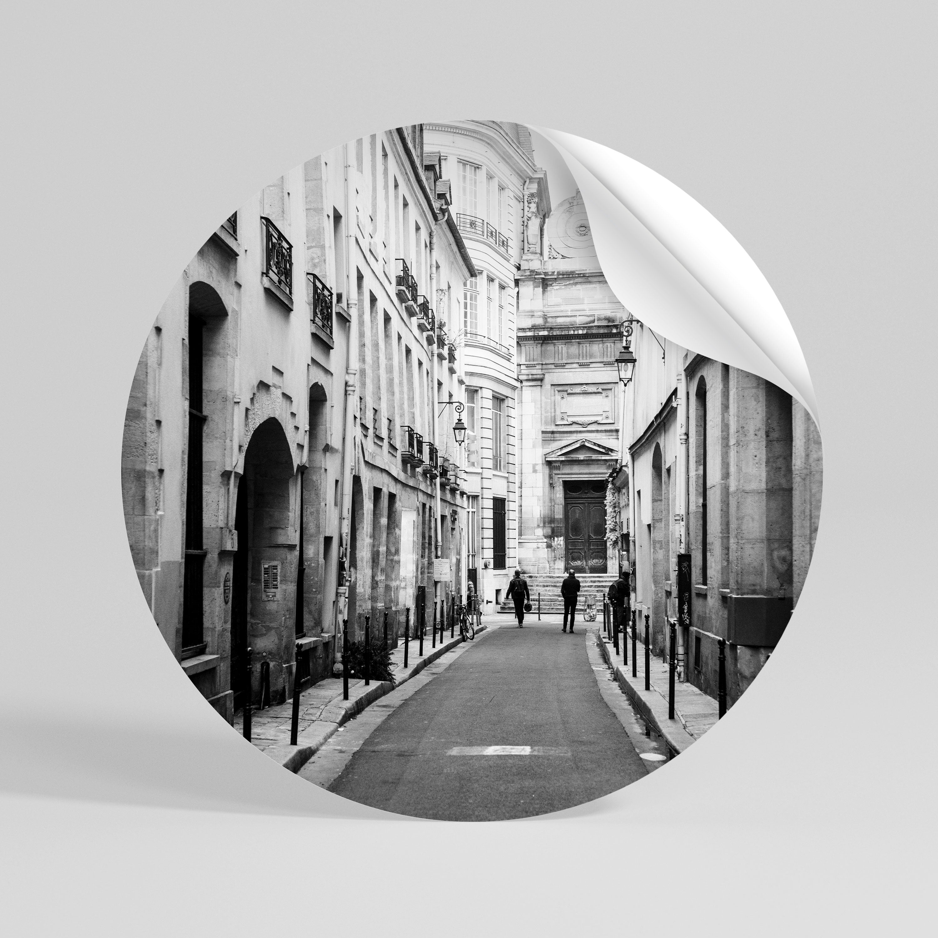 SECRET PATHWAYS UNVEILED Kulatá samolepka