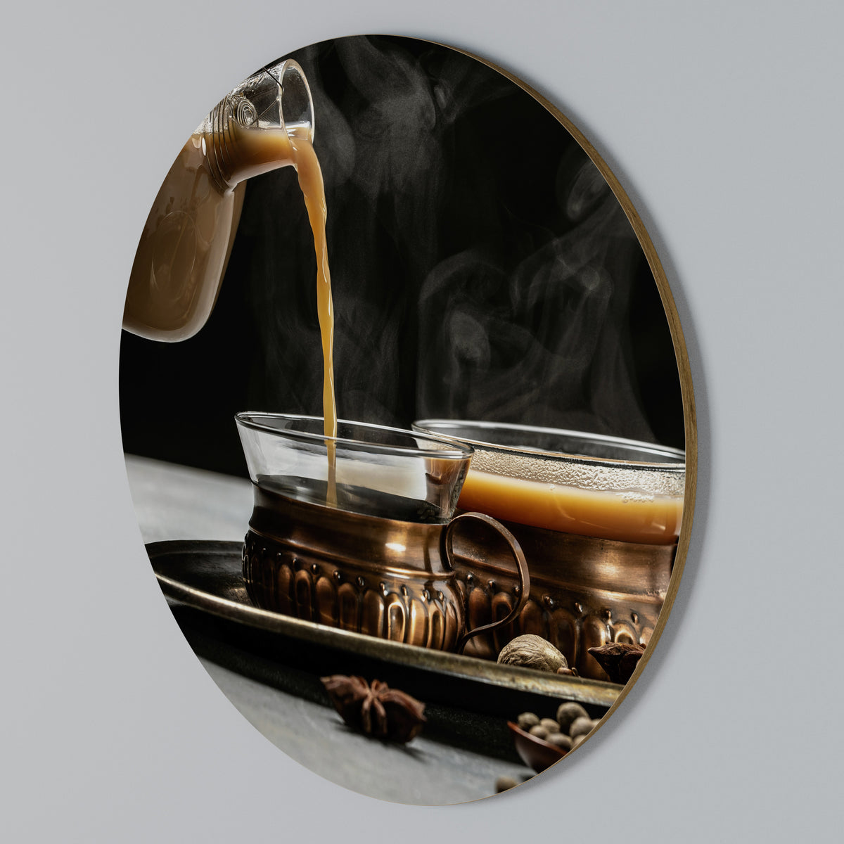 STEAMING SIPS OF SERENITY Kulatá nástěnná dekorace