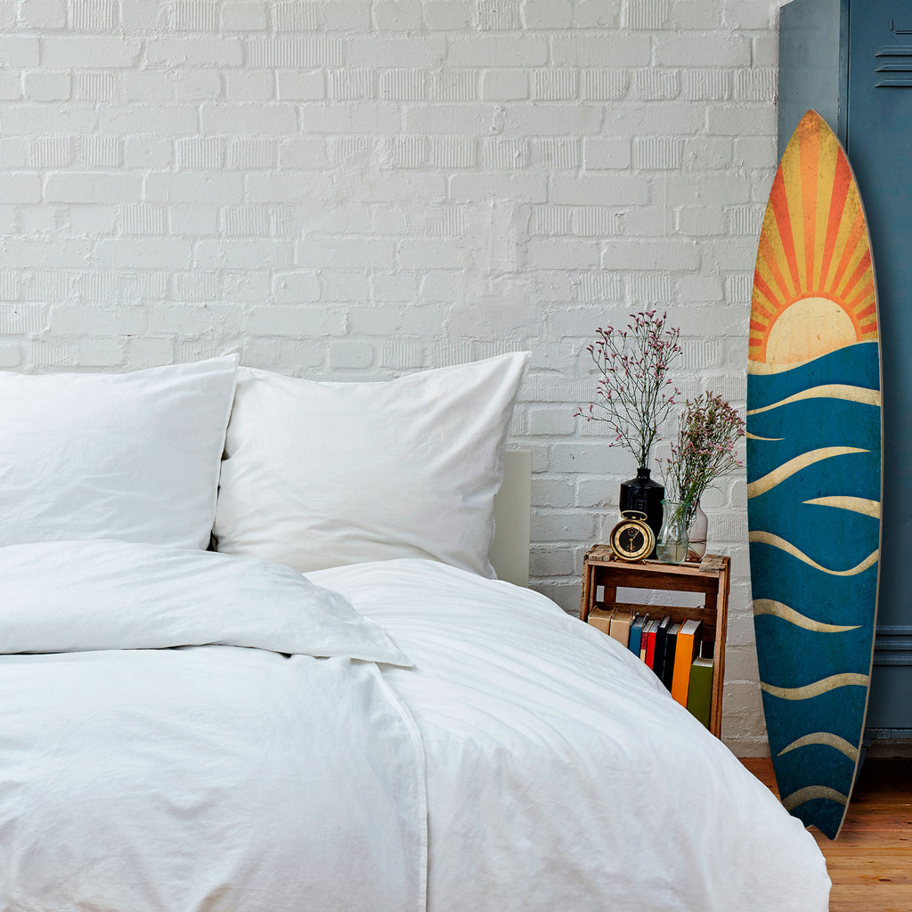 SUNNY SLIDE Dekorativní panel ve tvaru surfu