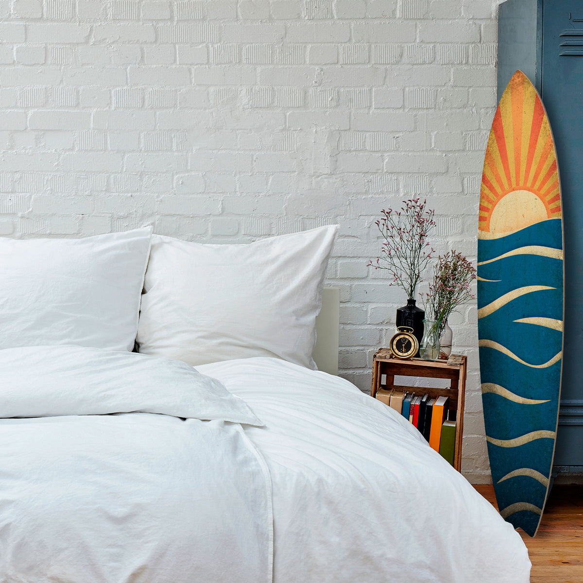 SUNNY SLIDE Dekorativní panel ve tvaru surfu