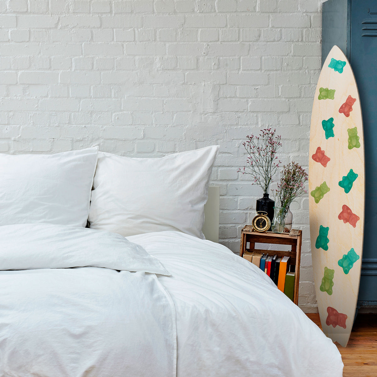 GUMMY BEARS Dekorativní panel ve tvaru surfu