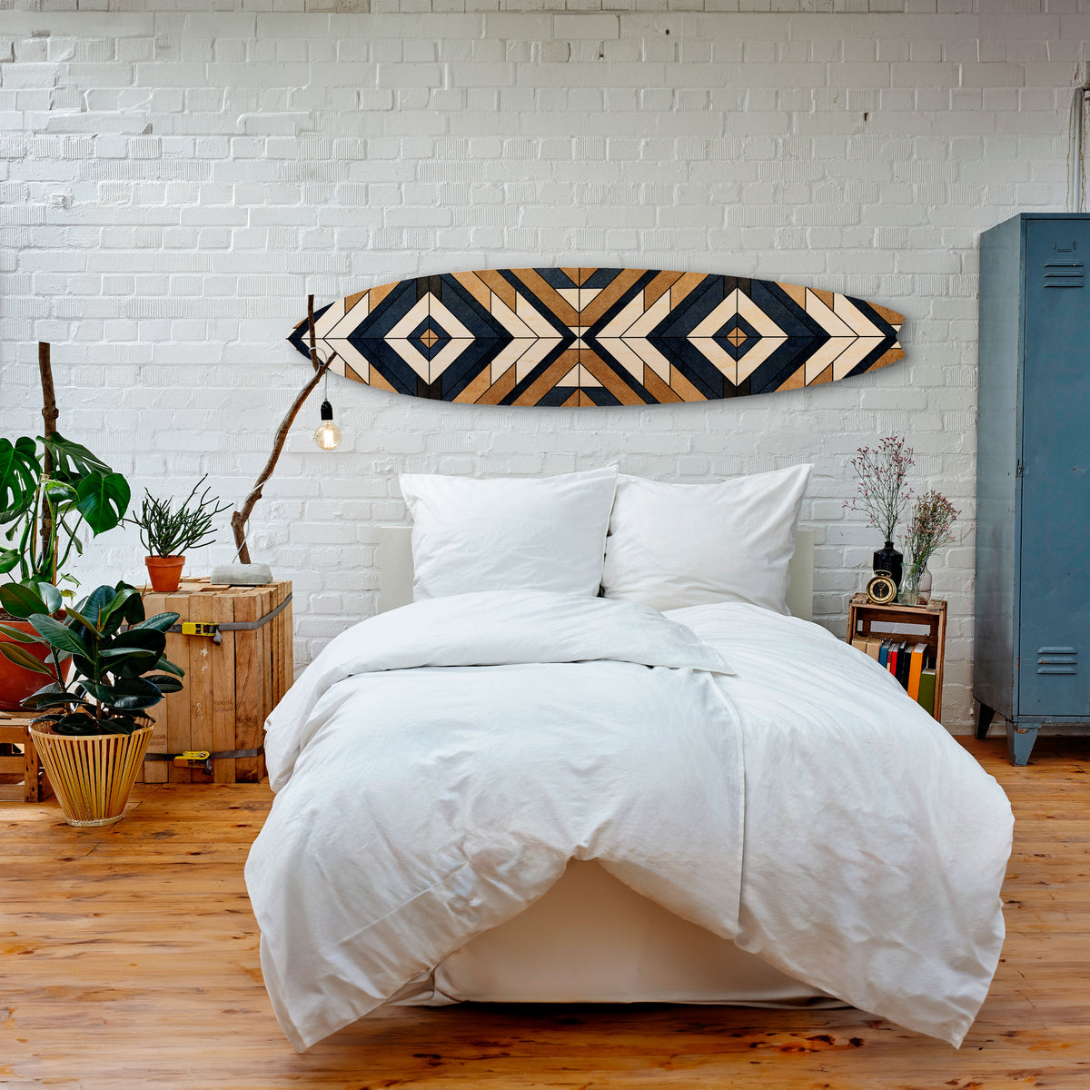 ARTFUL GEOMETRY Dekorativní panel ve tvaru surfu