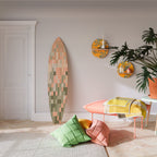 BUILDING THE FUTURE Dekorativní panel ve tvaru surfu