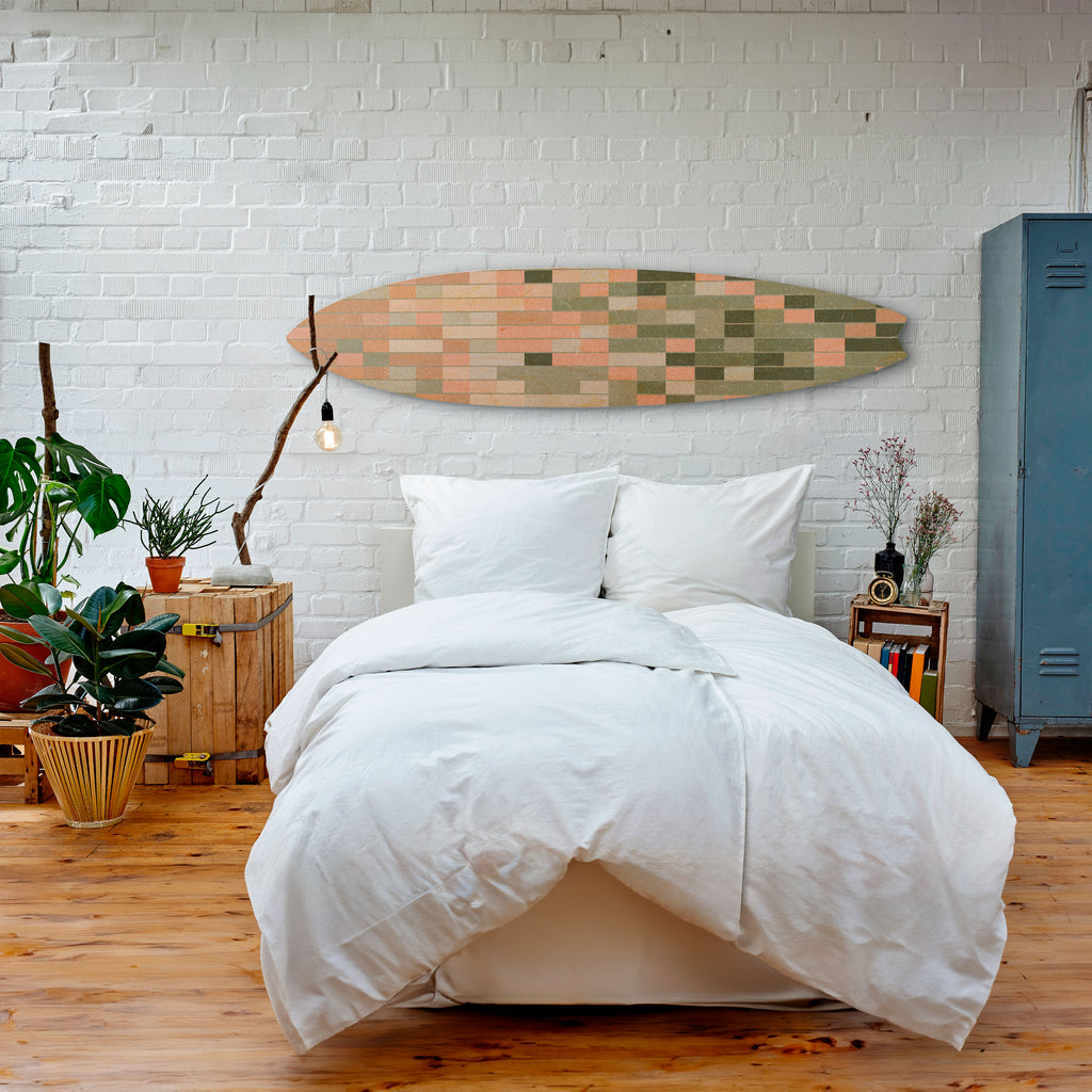 BUILDING THE FUTURE Dekorativní panel ve tvaru surfu