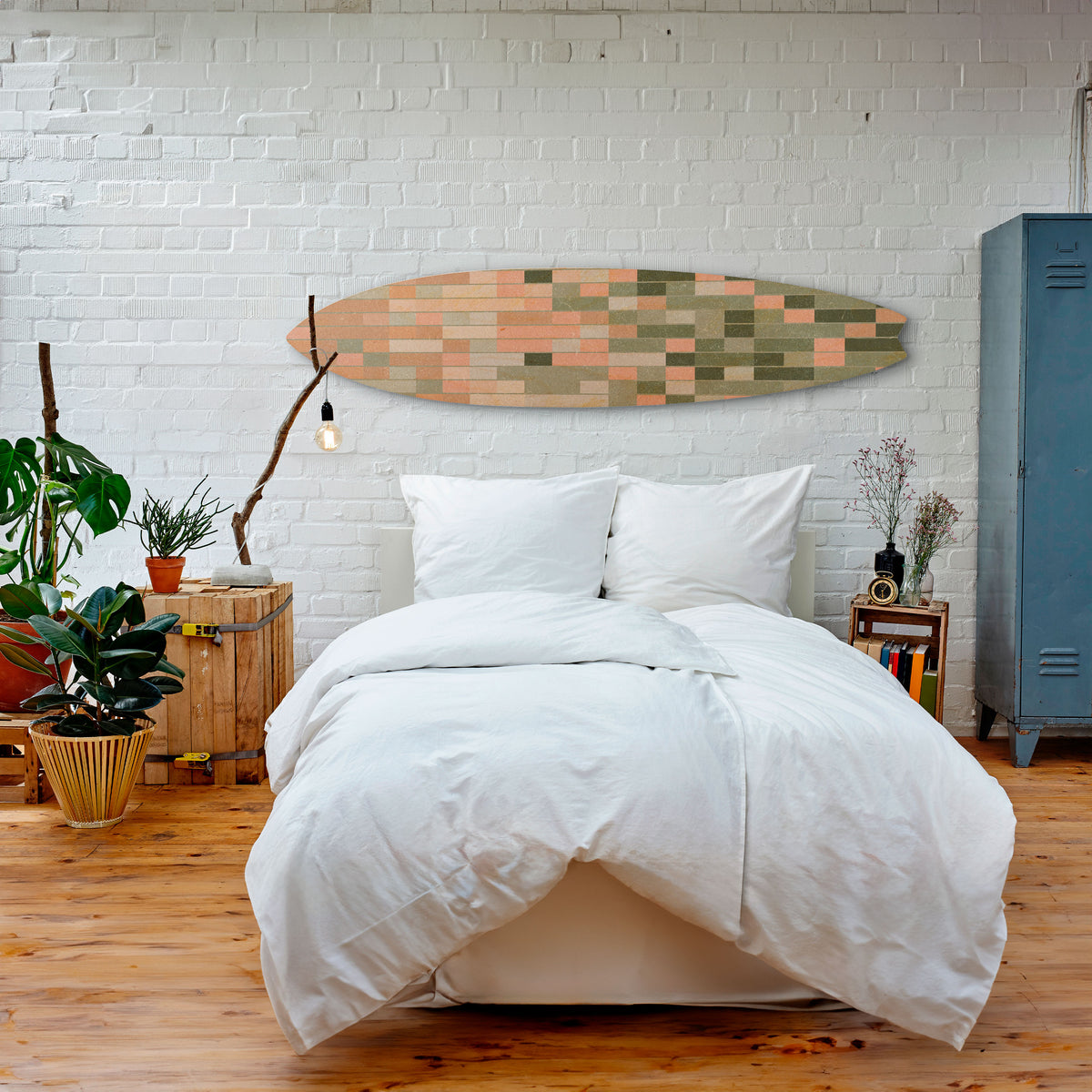 BUILDING THE FUTURE Dekorativní panel ve tvaru surfu