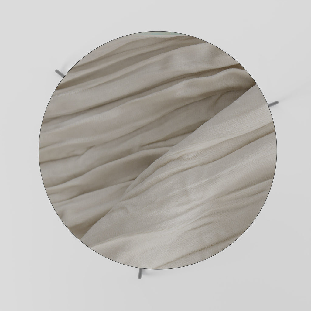SERENE FOLDS Konferenční stolek