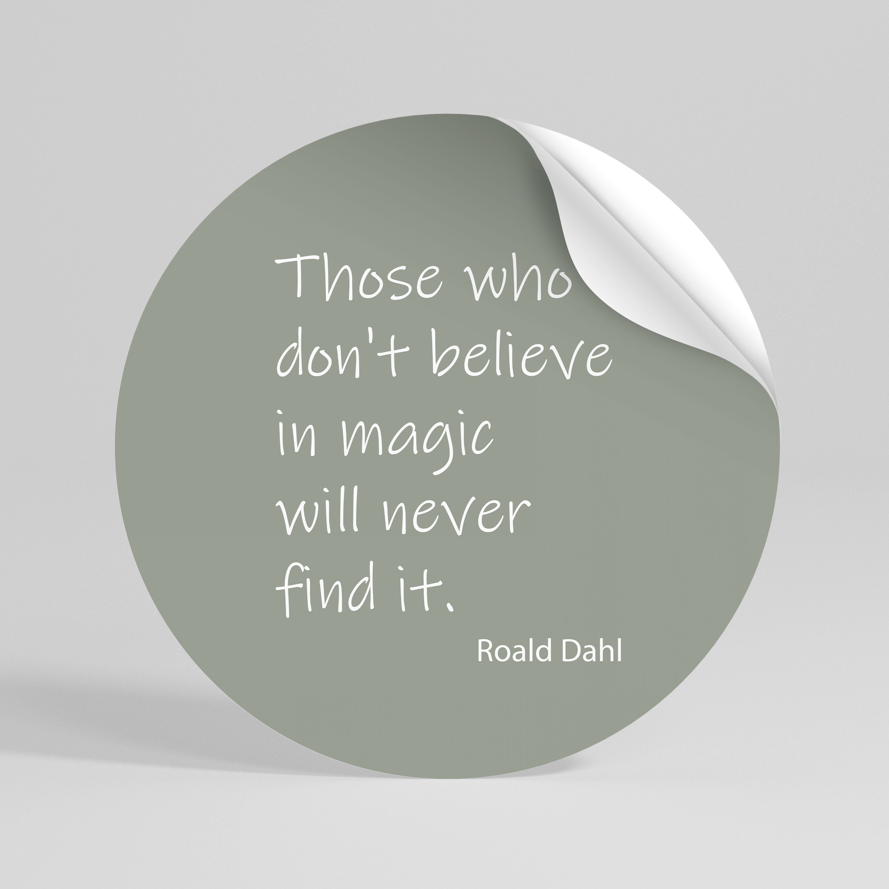 MAGIC OF BELIEF Kulatá samolepka