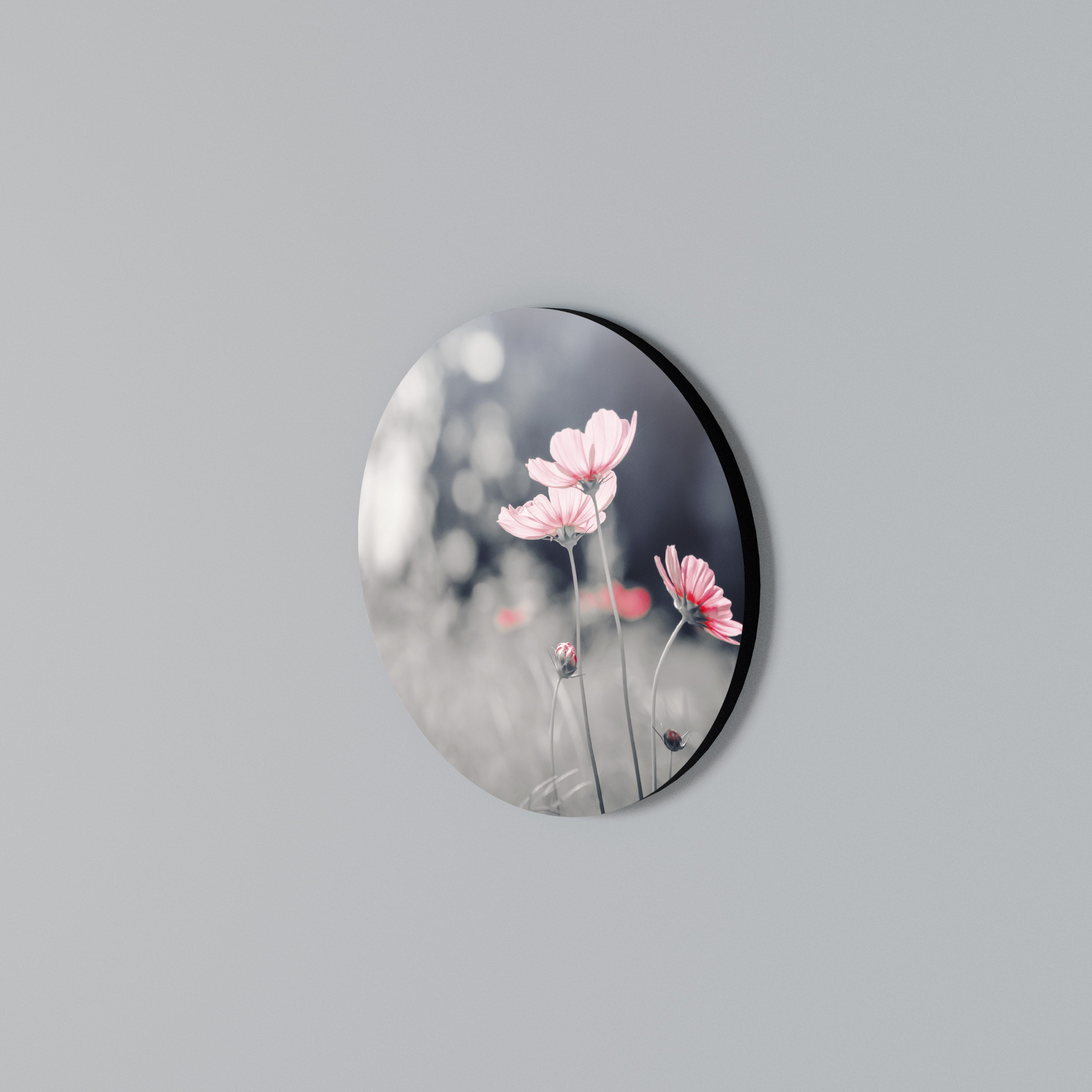 SUBTLE PETAL DANCE Kulatá nástěnná dekorace