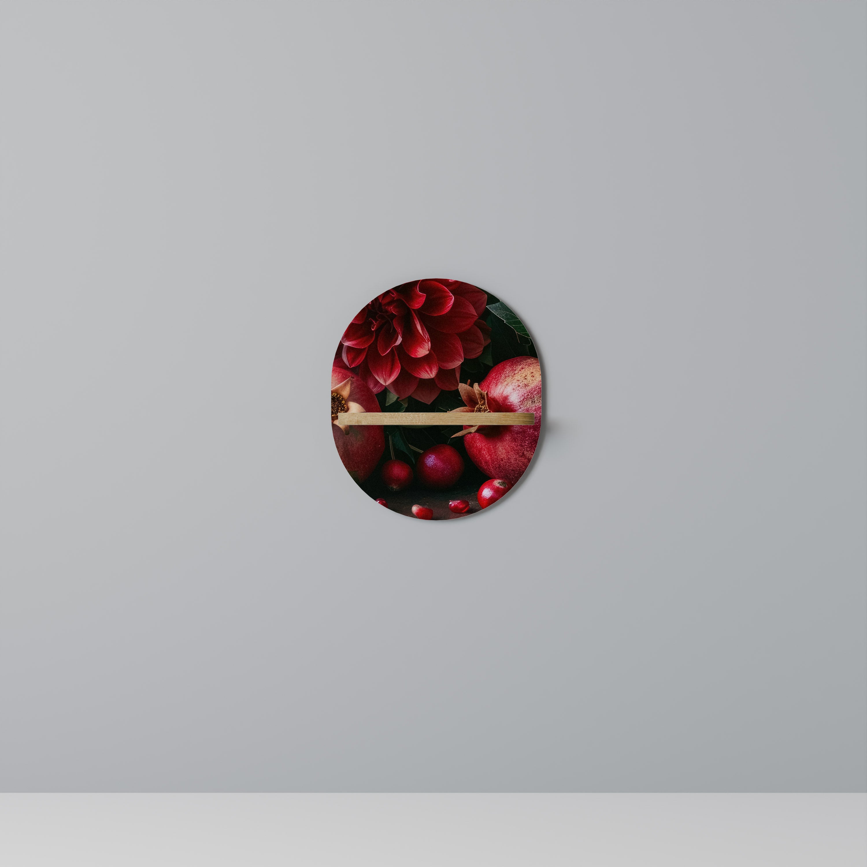 DAHLIAS AND POMEGRANATES Designová police