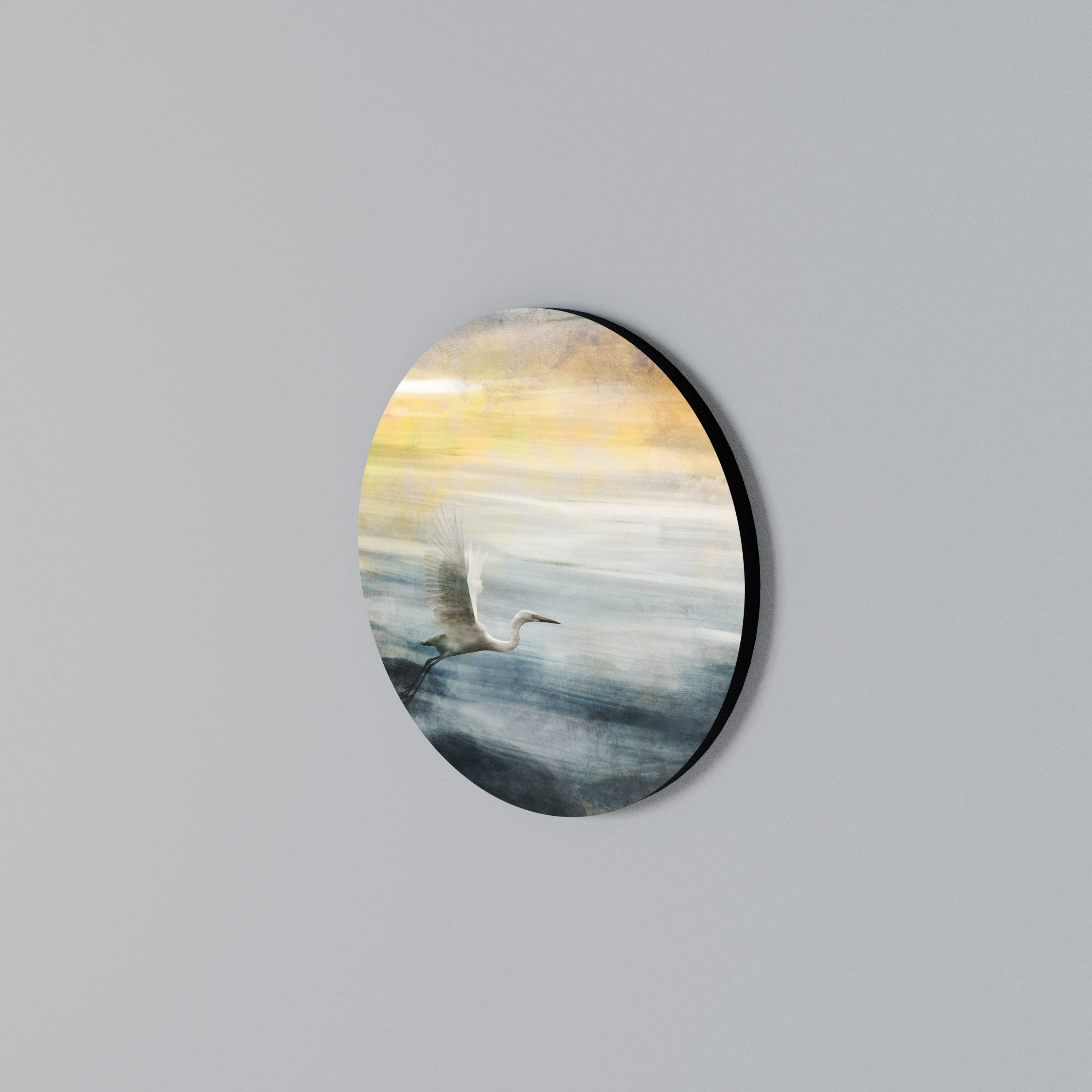 HERON IN FLY Kulatá nástěnná dekorace